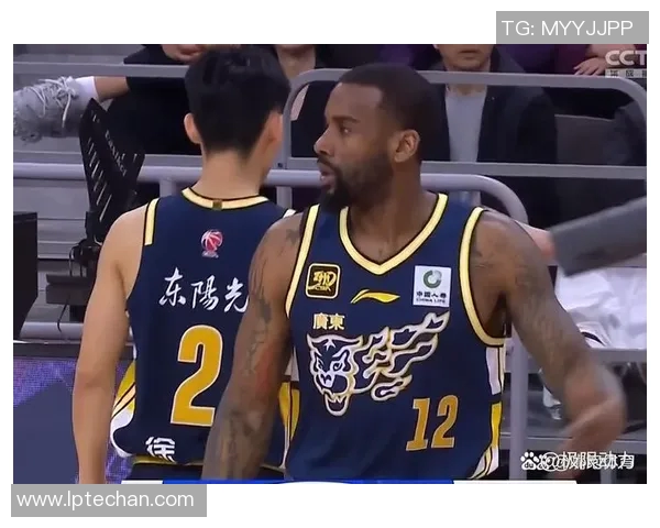 广东男篮与山东季后赛精彩对决视频回顾全场精彩瞬间分析